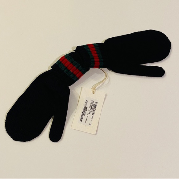 AUTHENTIC Gucci Kids Black Toddler Mittens Size M - Picture 4 of 7